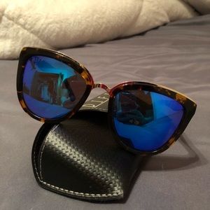 Brand new DIFF sunglasses only worn once or twice
